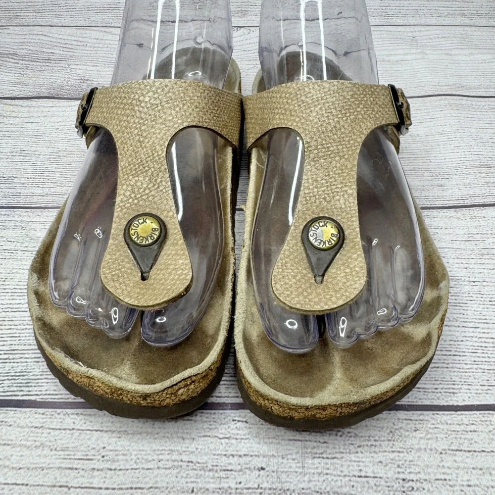 Birkenstock Gizeh Sandals Tan Textured Leather Cork Footbed Women's size 37 EU‎